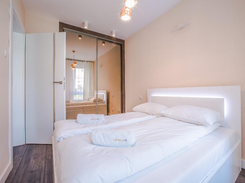 Apartament Em Klimatyzacja&Parking Rzeszow Exterior photo